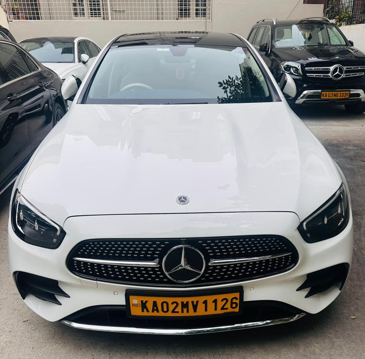 RS Tours airport and corporate transfer service